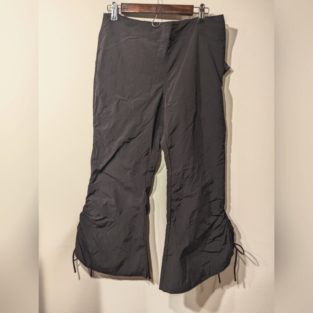 NWT Silence + Noise low-rise parachute pants
